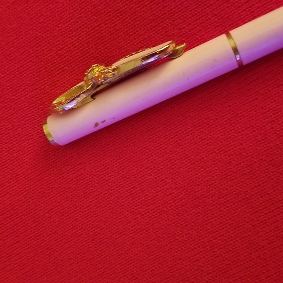 Breast Cancer Logo Pen - Picture 3 of 6